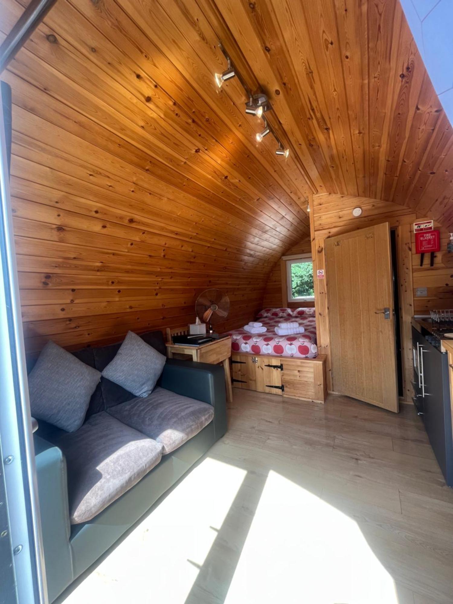 Conifer Cabins فورت ويليام المظهر الخارجي الصورة
